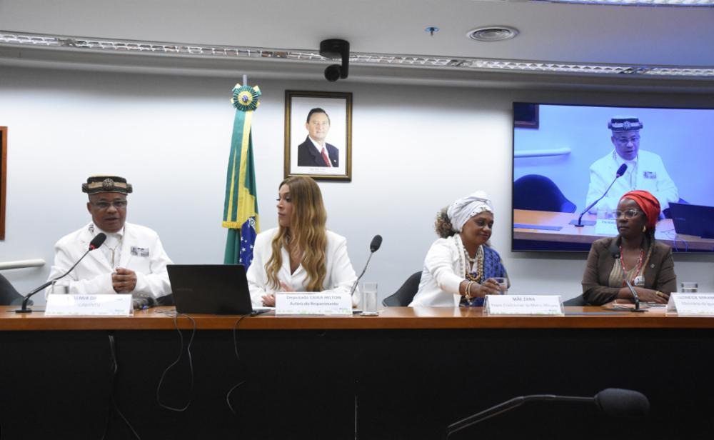 Disque 100: Umbanda e Candomblé lideram denúncias de intolerância religiosa